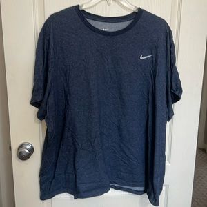 Dark blue men’s Nike tee 4XL